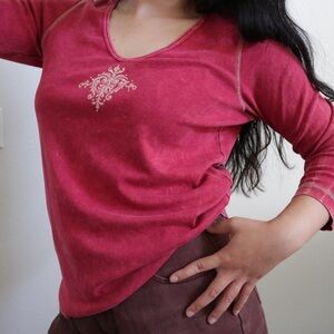 Damask graphic red long sleeve shirt